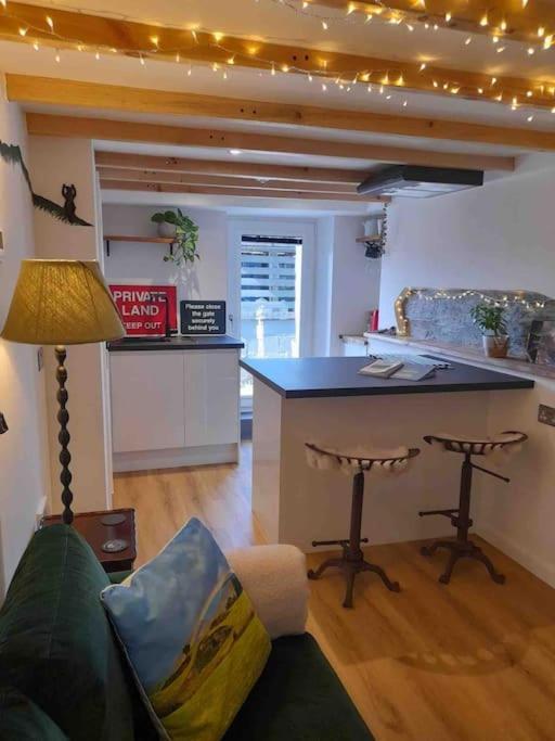 Apartamento The Walkers' Cwtch Ffestiniog Exterior foto